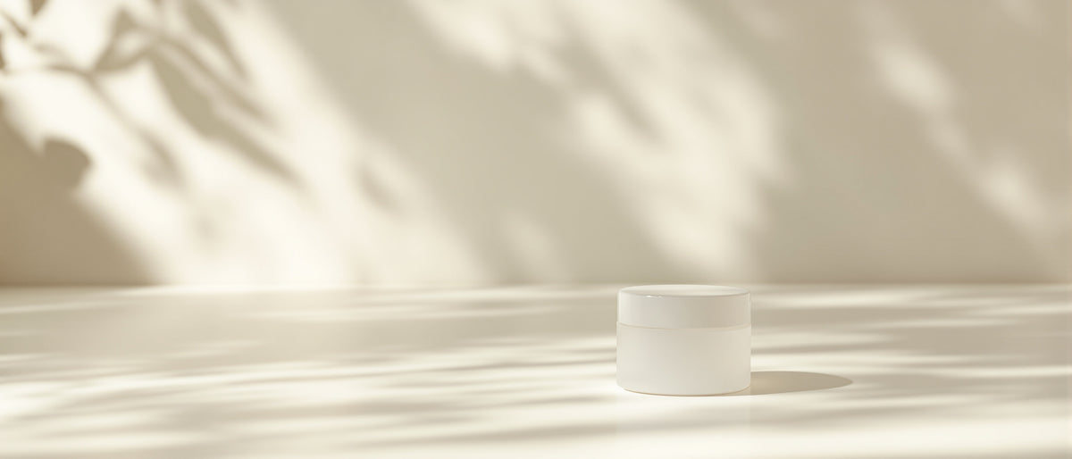 Parfümfreie milde Creme im schlichten Tiegel – bei Allergie und empfindlicher Haut, Tays Natural