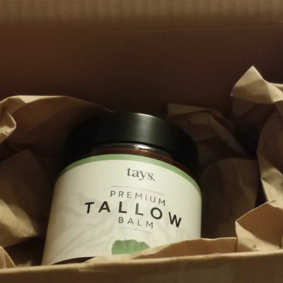 Tallow Balm von tays verpackt in einem Karton